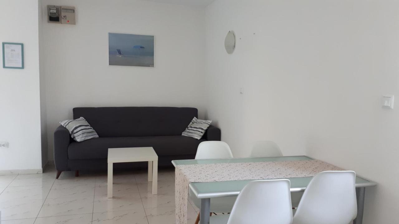 Apartment Pejnovic Malinska Eksteriør billede